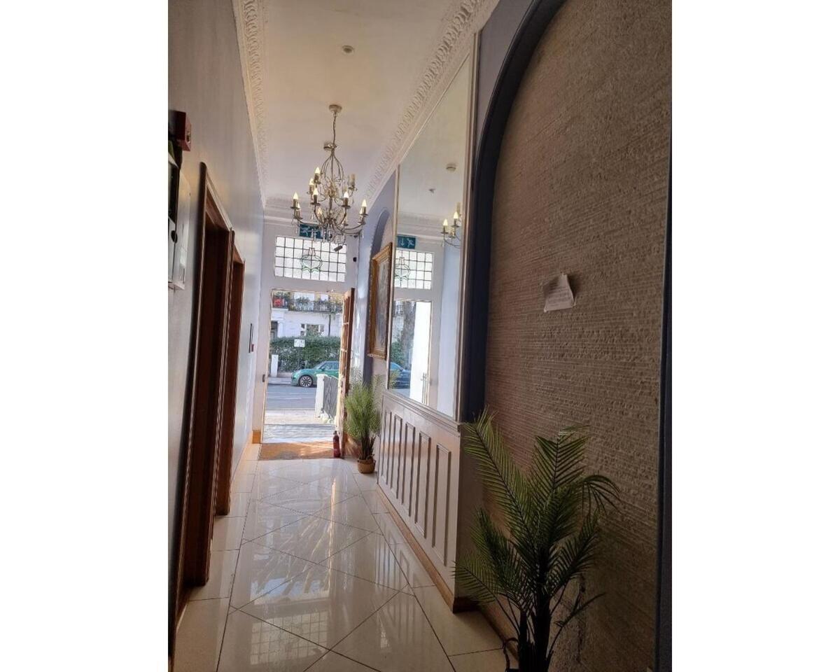 Fb4-spacious Basement Near Hyde Park London